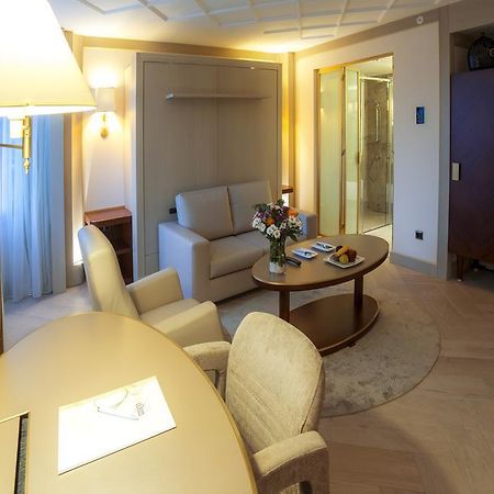 Mega Residence & Hotel Nisantasi Стамбул Экстерьер фото